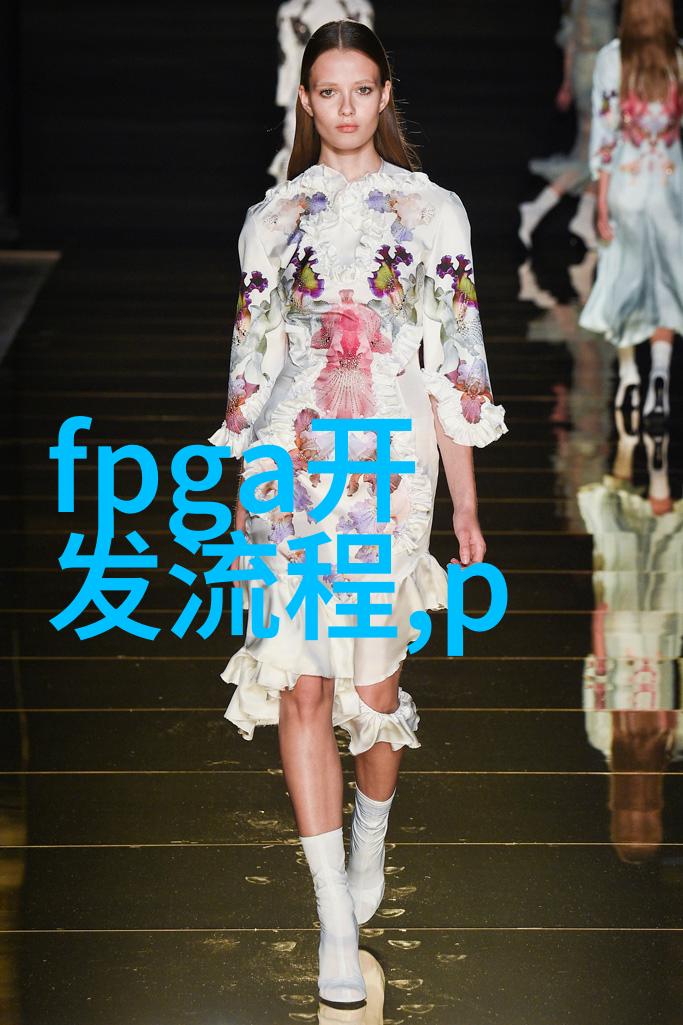 对于长期投资者来说持有万轮科技股票是一个好选择吗