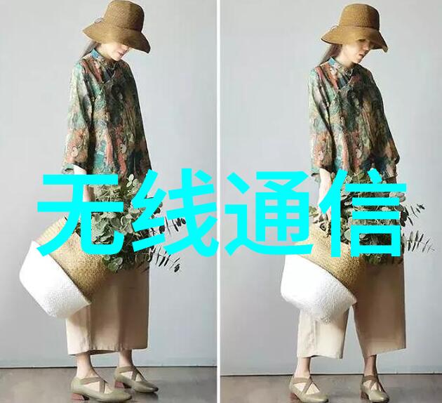变形之神探索Proteus在古希腊神话与现代生物学中的多面象征