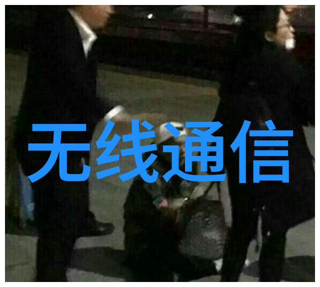 楼梯上的宝宝一个温馨的家常故事